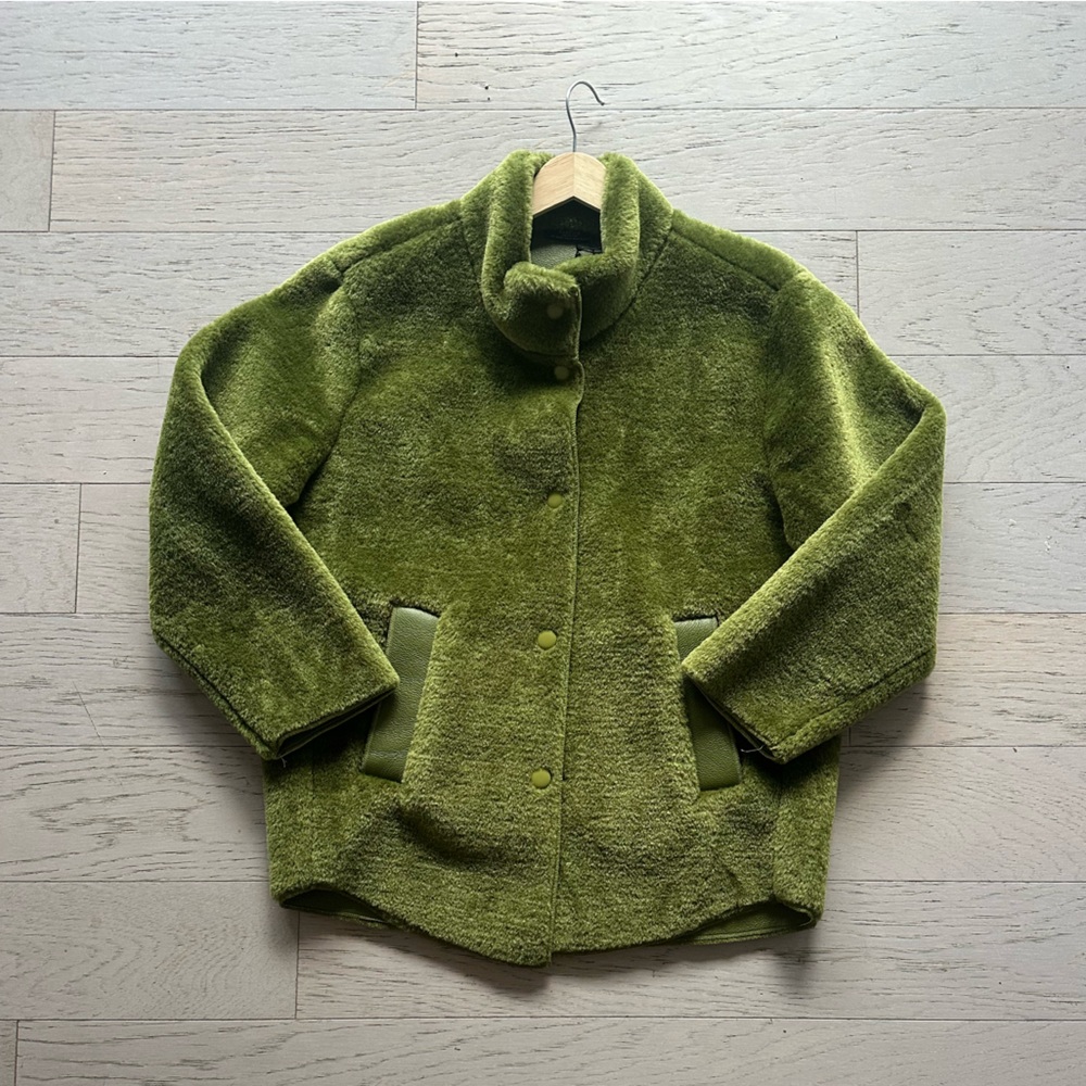 [NEW] Olive Green Coat